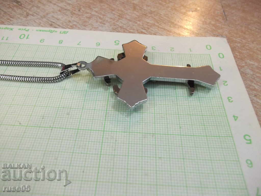 Chain with cross imitation jewelry - 2 - 5 Chain with cross imitation jewelry - 2 - 5