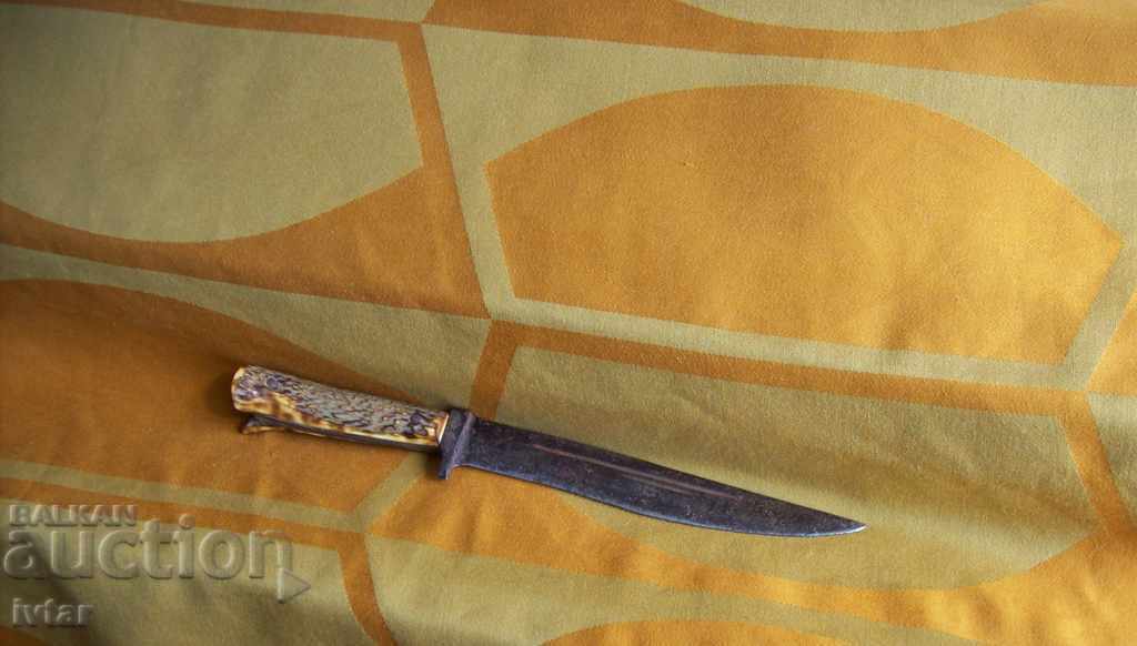 Cuțit - 5 cu preț 82.00 BGN | € 41.93 Cuțit - 5 cu preț 82.00 BGN | € 41.93