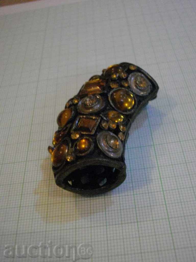 Auction Adornment Auction Adornment