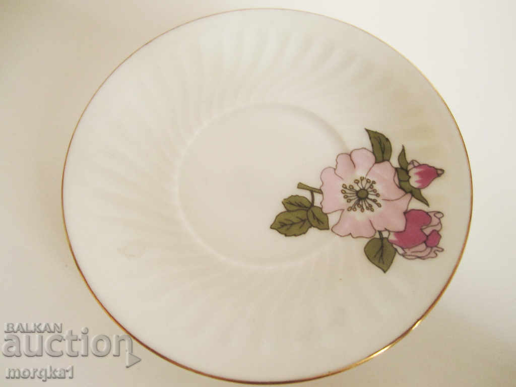 Lot Porcelain saucer with coffee cup, Chinese porcelain with price 5.00 BGN | € 2.56