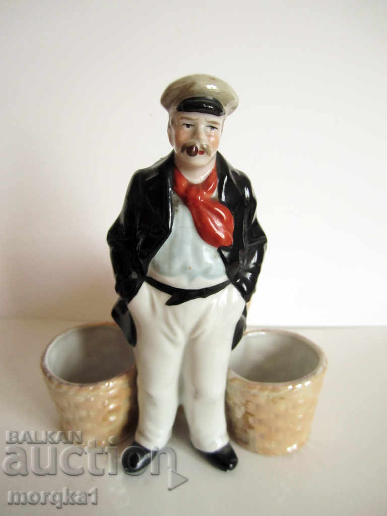 Dutch porcelain, figure, figurine figurine