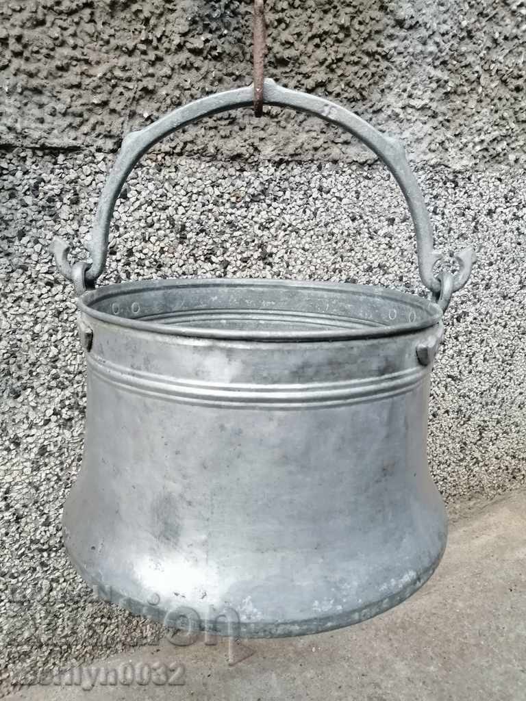 Tinned copper boiler, baker, water tank, copper with price 79.00 BGN | € 40.39 Tinned copper boiler, baker, water tank, copper with price 79.00 BGN | € 40.39