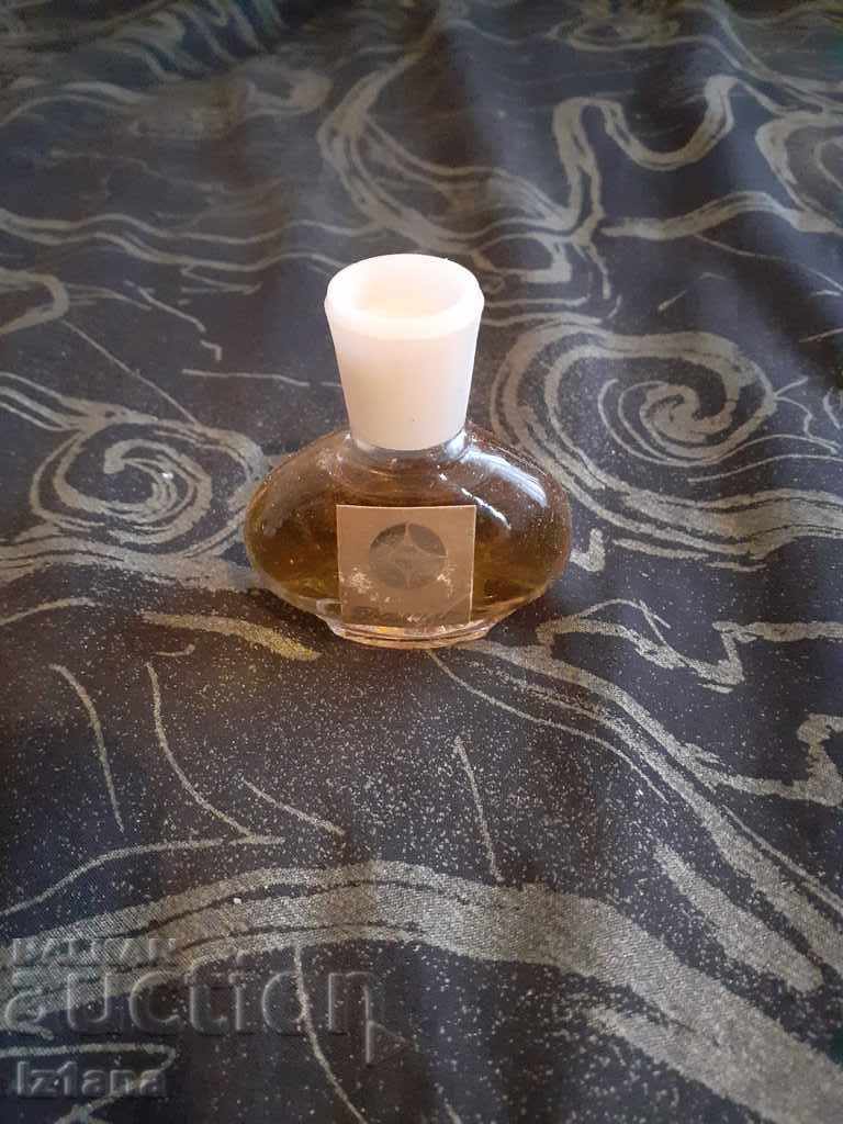 Auction Old perfume Delilah Auction Old perfume Delilah