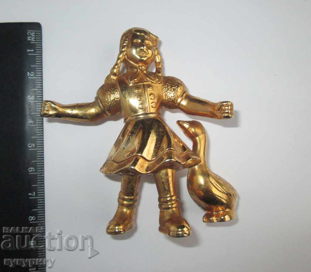 Delivery of Old gilded metal figure Girl and goose Germany BMF Delivery of Old gilded metal figure Girl and goose Germany BMF