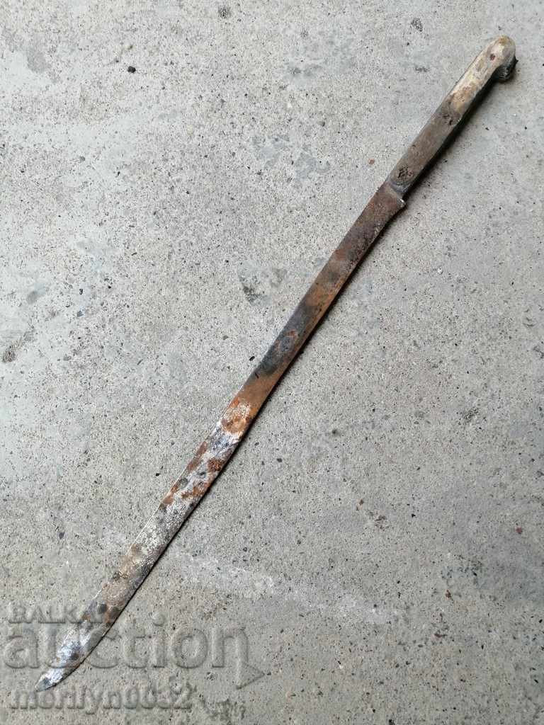 An old butcher's knife without a handle with a buffalo horn butcher handle with price 98.00 BGN | € 50.11 An old butcher's knife without a handle with a buffalo horn butcher handle with price 98.00 BGN | € 50.11