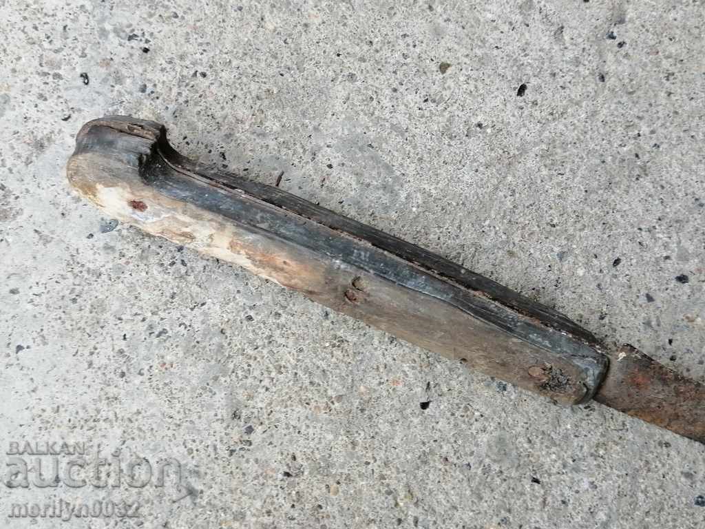 Delivery of An old butcher's knife without a handle with a buffalo horn butcher handle Delivery of An old butcher's knife without a handle with a buffalo horn butcher handle