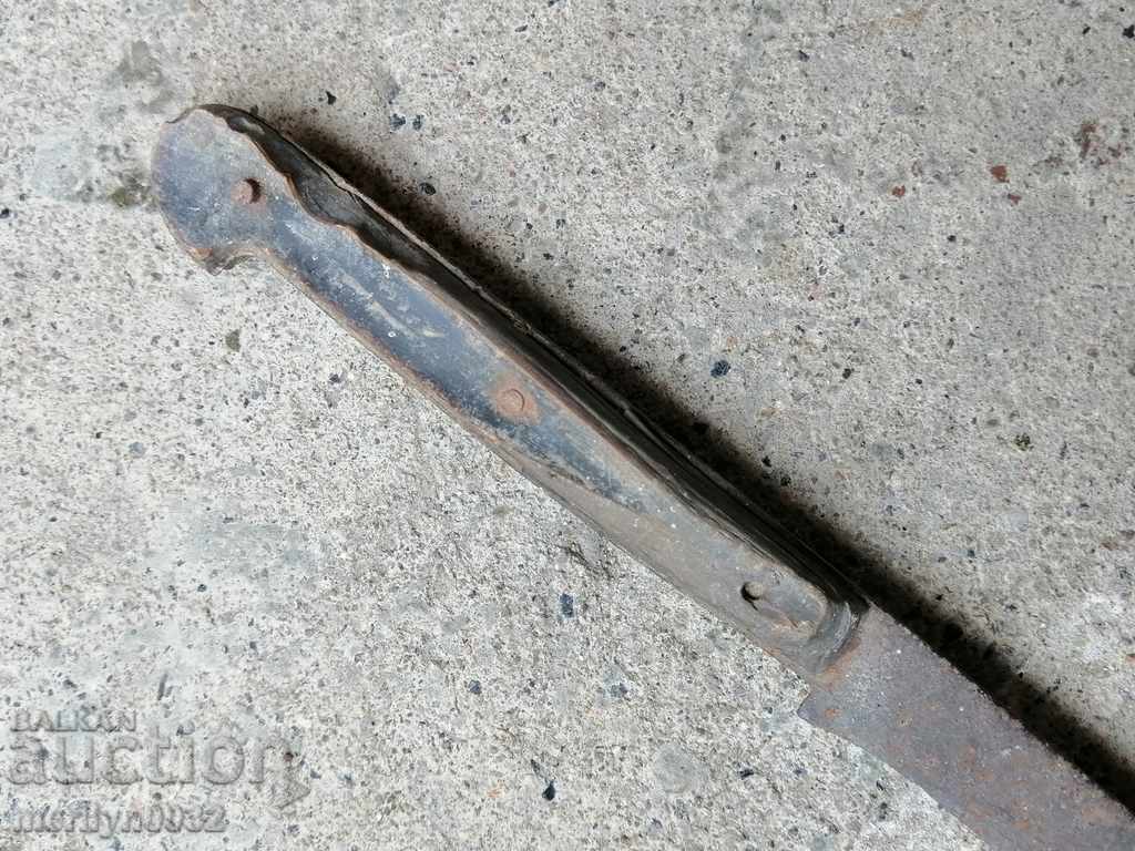 An old butcher's knife without a handle with a buffalo horn butcher handle - 6 An old butcher's knife without a handle with a buffalo horn butcher handle - 6