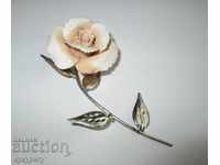 Figurină de decor portelan din trandafiri cu frunze argintate 925