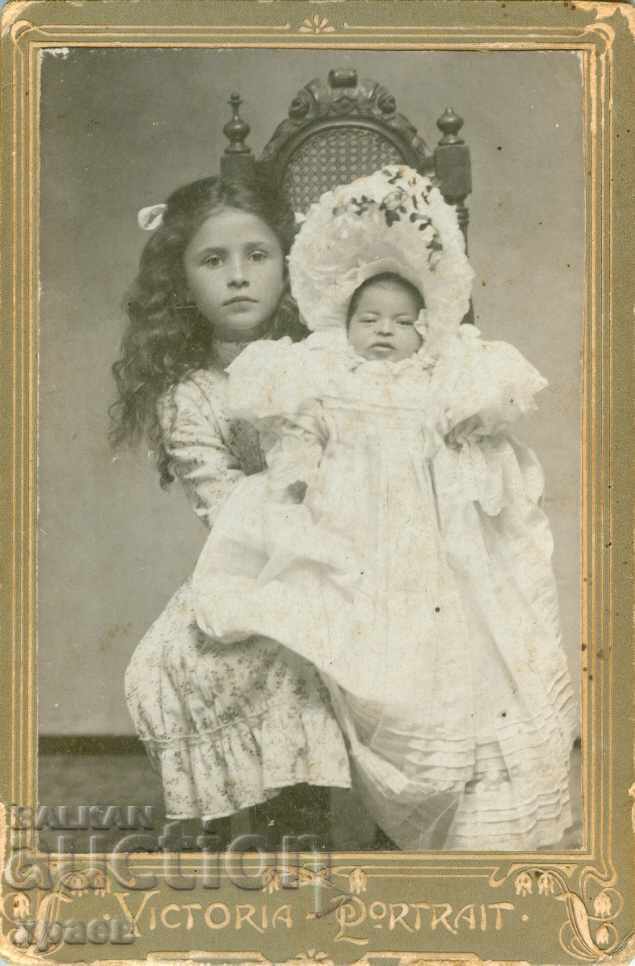 OLD PHOTOGRAPH - CARDBOARD - S149 OLD PHOTOGRAPH - CARDBOARD - S149