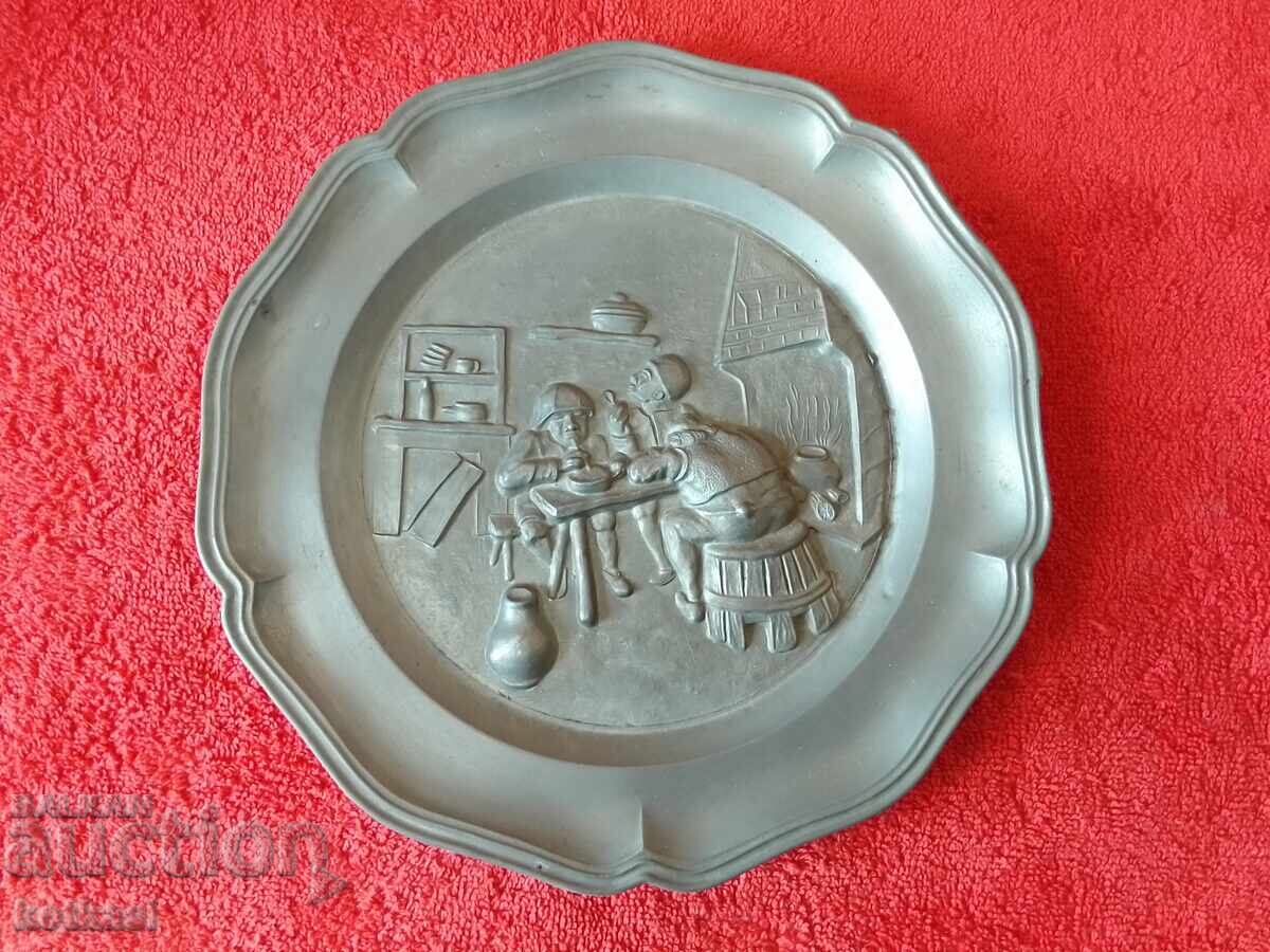 Παλιά μεταλλική πλάκα τοίχου Gastilnica Kamina Γερμανίας