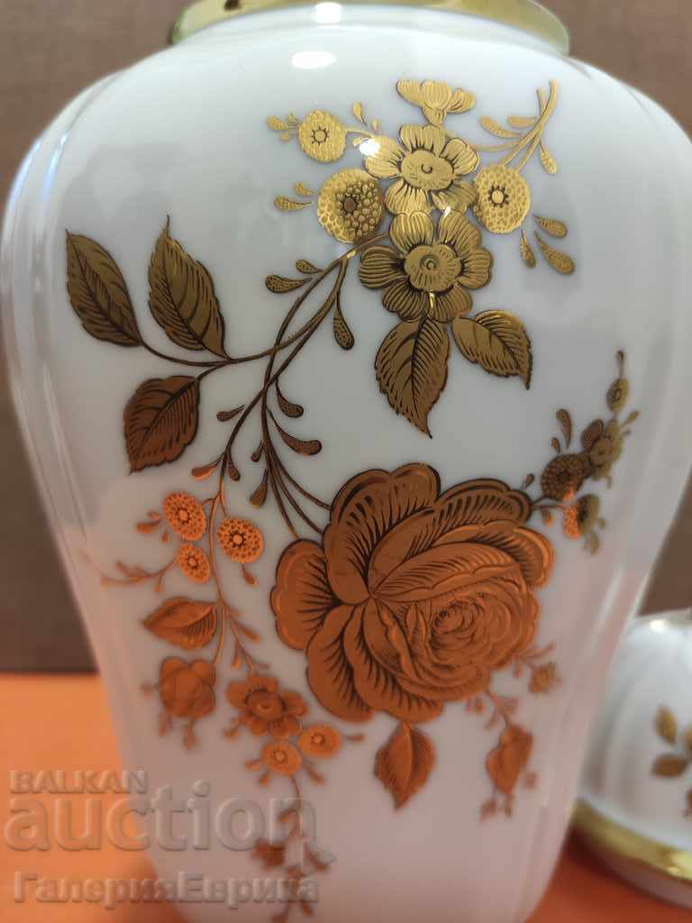 Vaza de urnă din porțelan "Bavaria" frumusețe de 27 cm înălțime. marcator - 6