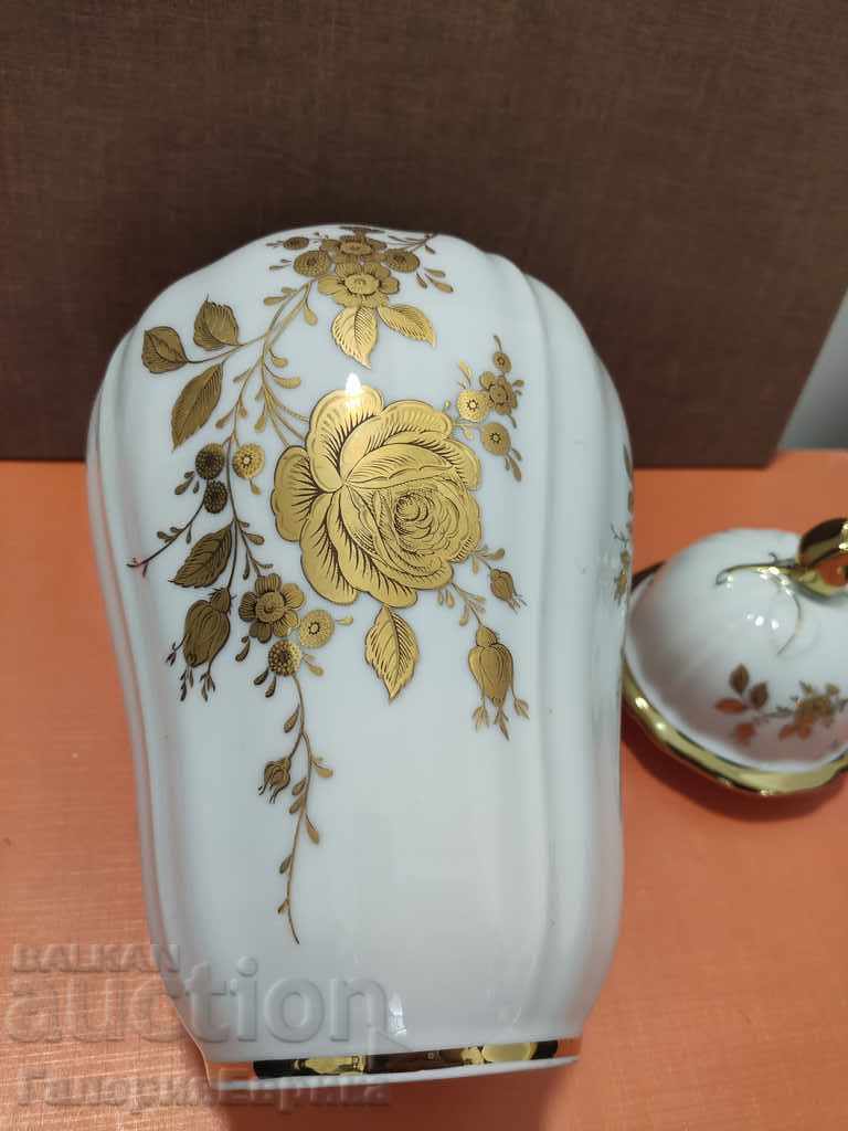 Vaza de urnă din porțelan "Bavaria" frumusețe de 27 cm înălțime. marcator - 7