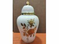 Porcelain urn vase "Bavaria" beauty 27 cm high. marker