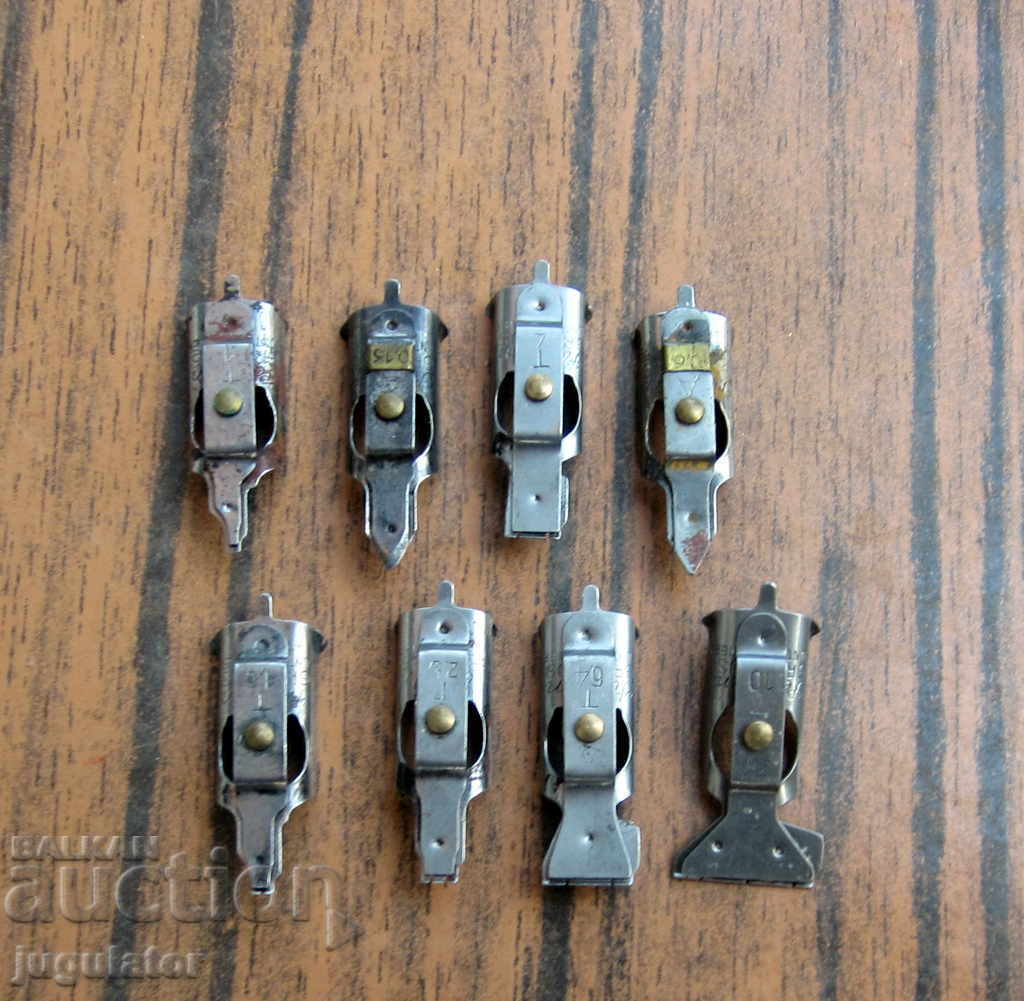 lot of eight old vintage German quills for drawing with price 10.00 BGN | € 5.11 lot of eight old vintage German quills for drawing with price 10.00 BGN | € 5.11