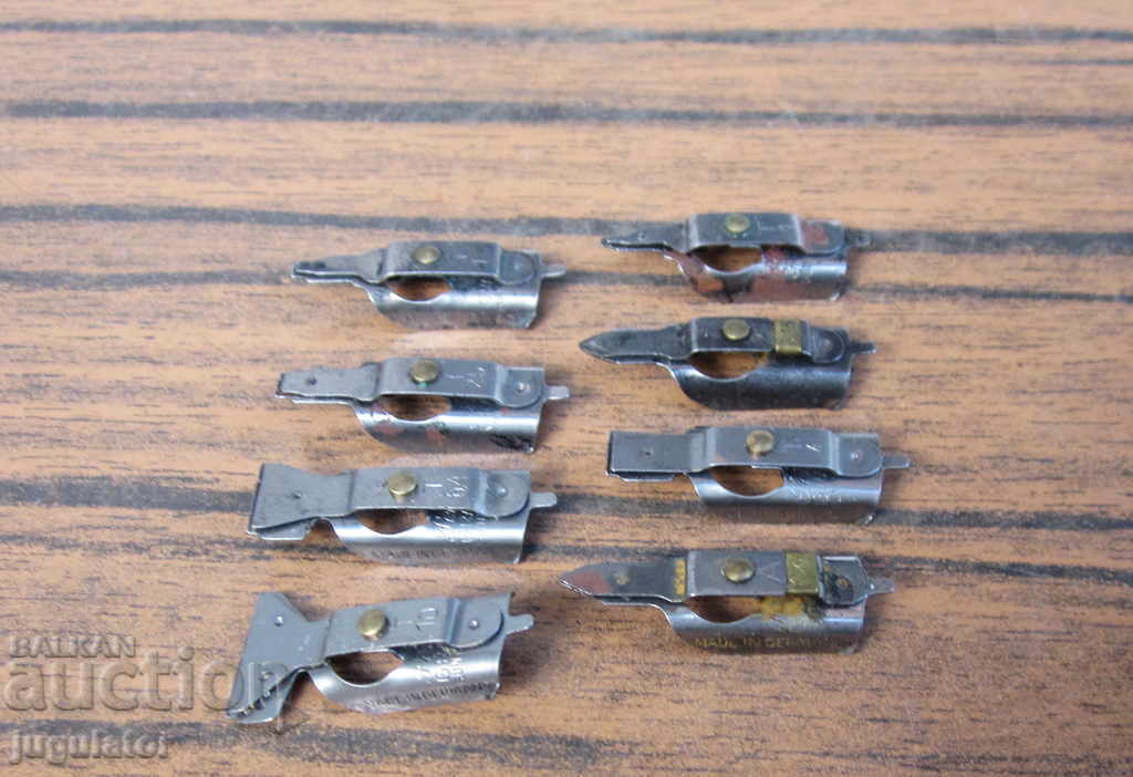 lot of eight old vintage German quills for drawing - 5 lot of eight old vintage German quills for drawing - 5