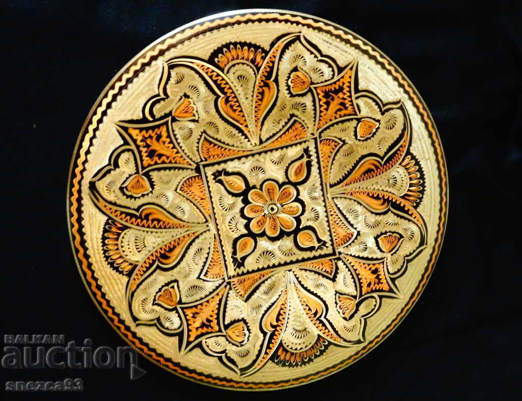 Painted copper plate, platter, panel 24 cm. with price 19.00 BGN | € 9.71