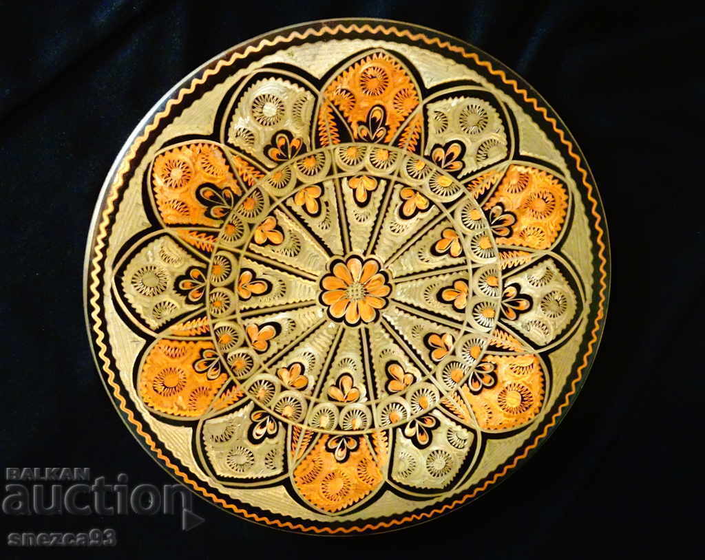 Farfurie din cupru vopsit, platou, panou 250 g. cu preț 19.00 BGN | € 9.71 Farfurie din cupru vopsit, platou, panou 250 g. cu preț 19.00 BGN | € 9.71