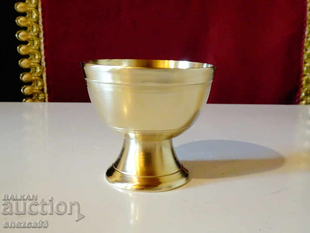 Bronze cup for rakia, shot, liqueur with price 9.00 BGN | € 4.60 Bronze cup for rakia, shot, liqueur with price 9.00 BGN | € 4.60