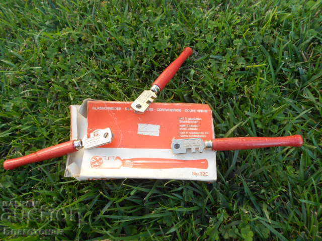 Old German diamond with price 20.00 BGN | € 10.23 Old German diamond with price 20.00 BGN | € 10.23