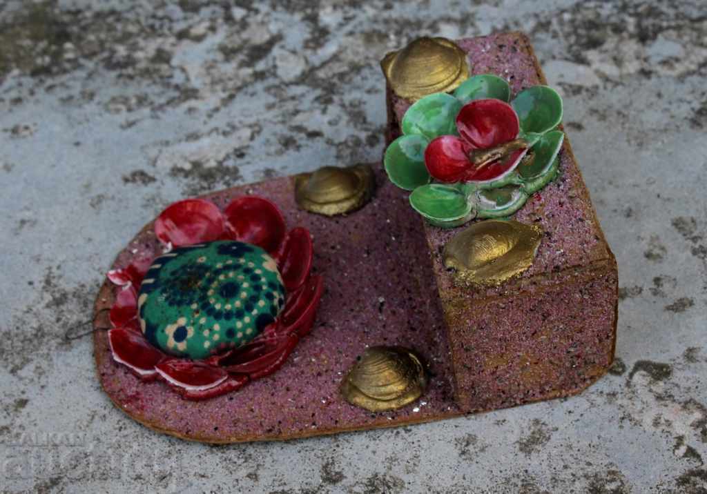 Delivery of A VERY OLD HANDMADE MIDDLE NEEDLE Delivery of A VERY OLD HANDMADE MIDDLE NEEDLE