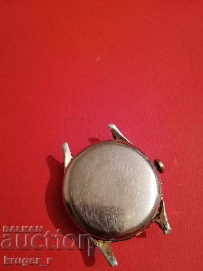 Auction  Old clock WIN.