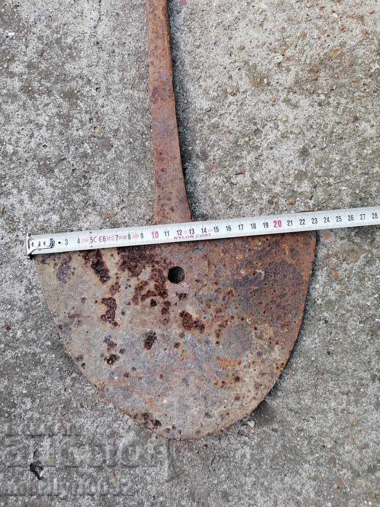 Hand forged lump from an old plow, wrought iron - 5 Hand forged lump from an old plow, wrought iron - 5