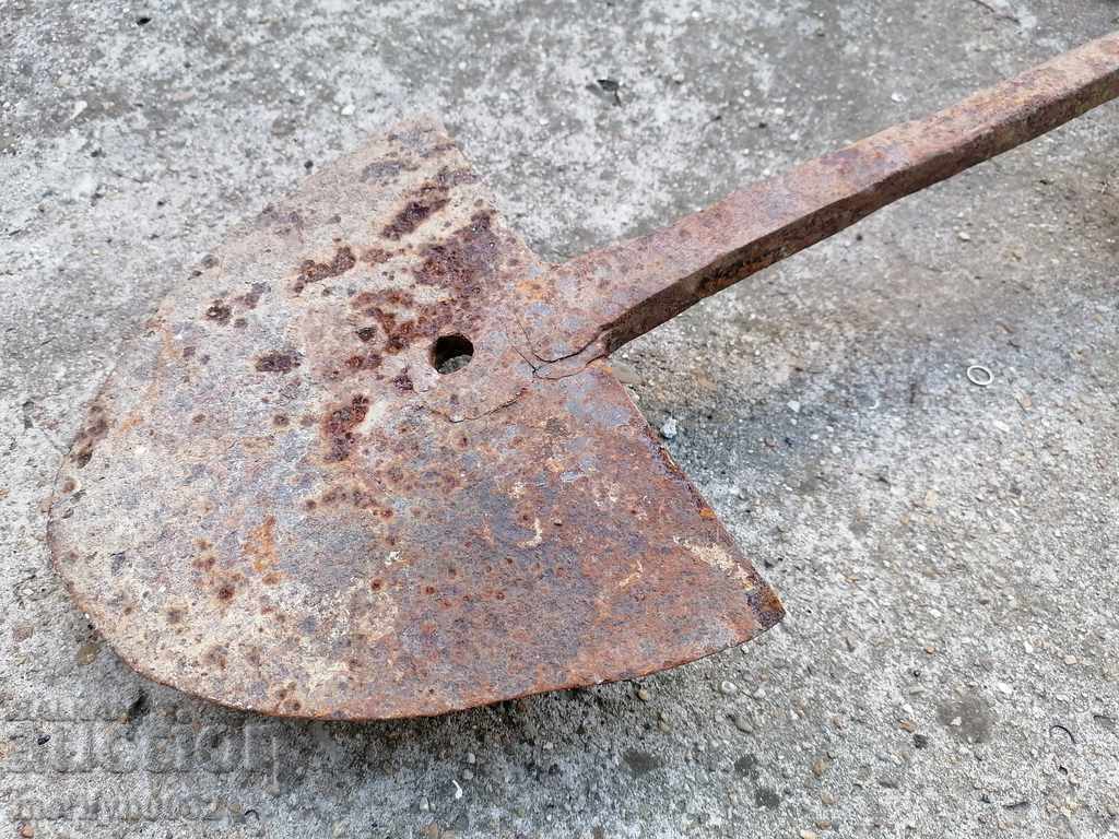 Hand forged lump from an old plow, wrought iron - 6 Hand forged lump from an old plow, wrought iron - 6