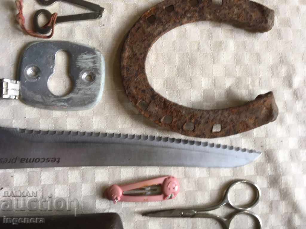 LOT TOGETHER FOR EVERYONE ON SOMETHING - 6 LOT TOGETHER FOR EVERYONE ON SOMETHING - 6