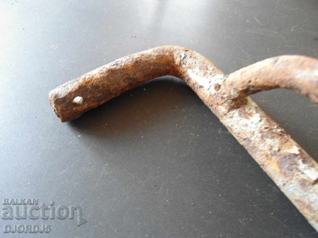 Auction Old latch, lock, gate Auction Old latch, lock, gate