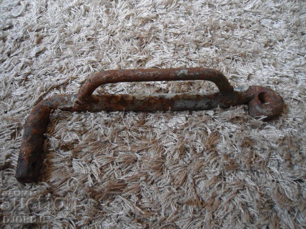 Delivery of Old latch, lock, gate Delivery of Old latch, lock, gate