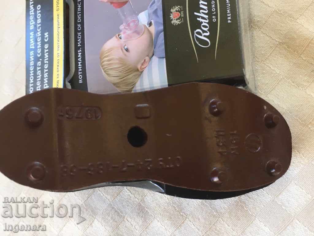 NIGHT LAMP SHOE BAKELIT USSR with price 21.00 BGN | € 10.74 NIGHT LAMP SHOE BAKELIT USSR with price 21.00 BGN | € 10.74