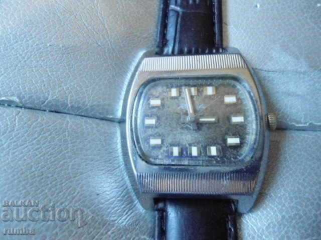 Ракета с цена 23.00 лв. | € 11.76 Ракета с цена 23.00 лв. | € 11.76