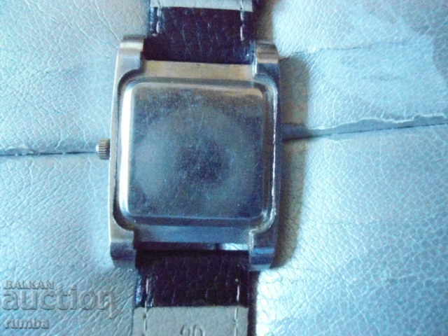 Δημοπρασία Leke Δημοπρασία Leke