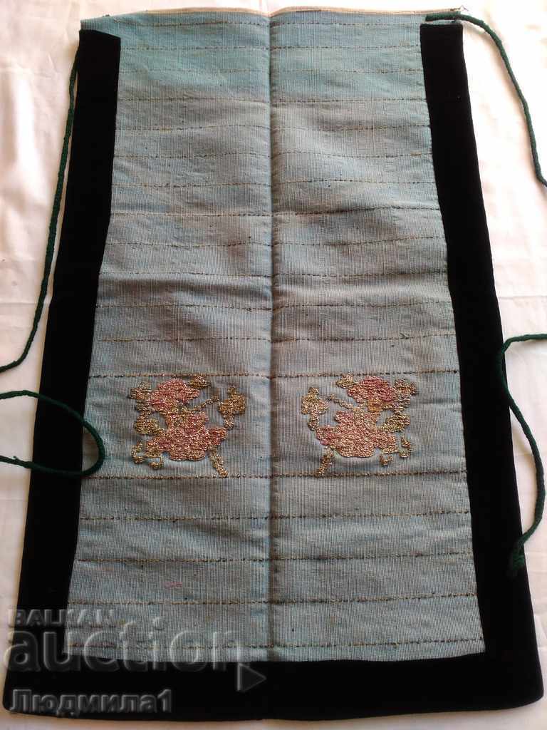 AUTHENTIC OLD APRON AUTHENTIC OLD APRON