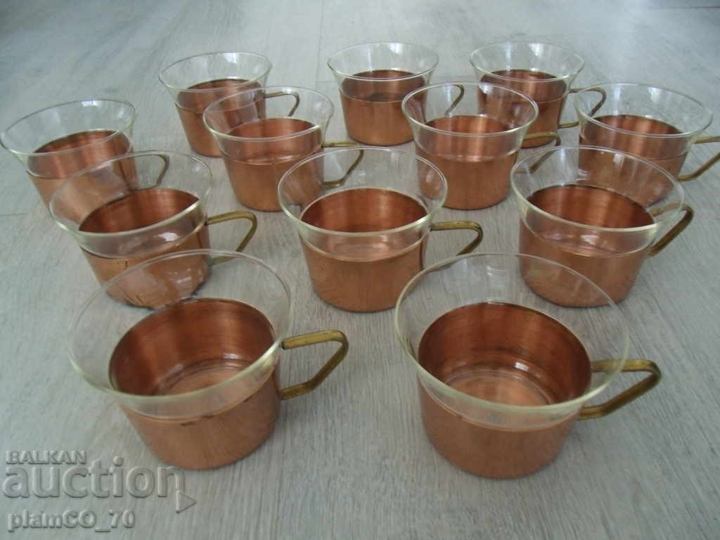 № * 4664 set de 12 pahare de cupru cu cupe JENA GLAS cu preț 80.00 BGN | € 40.90 № * 4664 set de 12 pahare de cupru cu cupe JENA GLAS cu preț 80.00 BGN | € 40.90