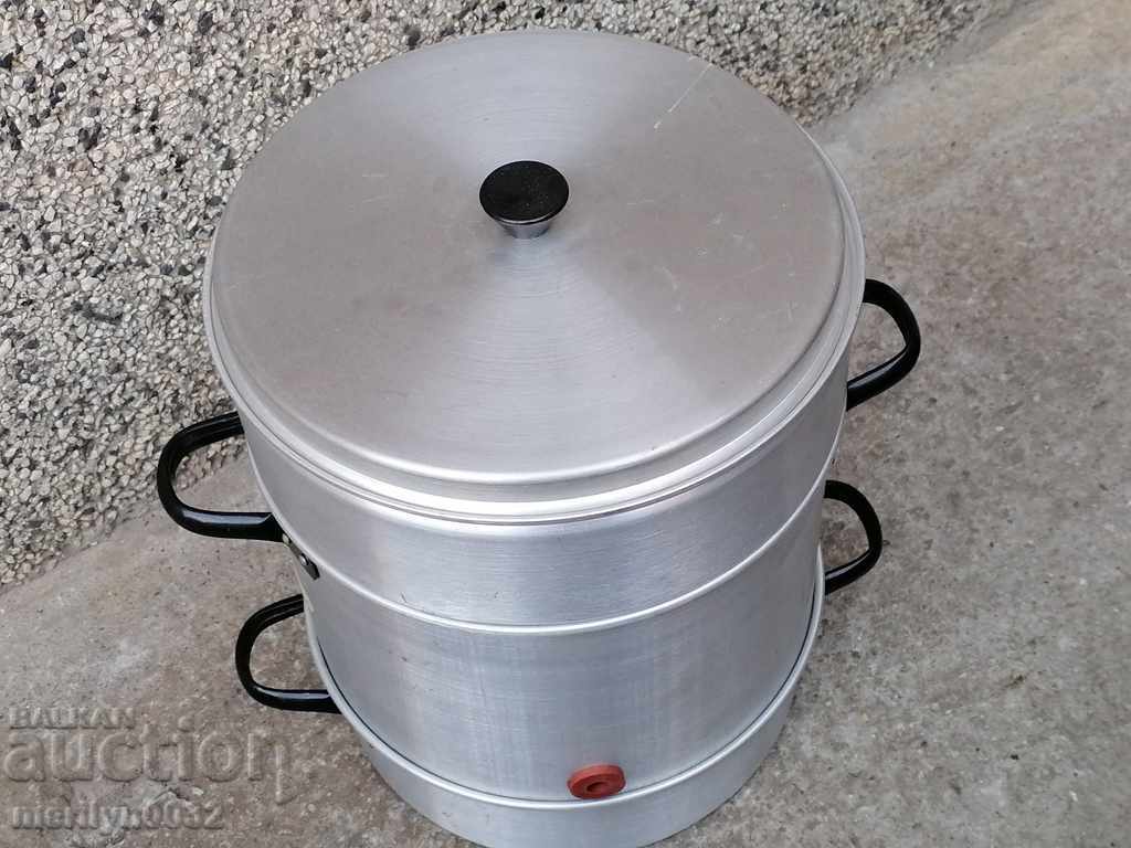 Bulgarian strainer juicer pot household dish NRB with price 109.00 BGN | € 55.73 Bulgarian strainer juicer pot household dish NRB with price 109.00 BGN | € 55.73