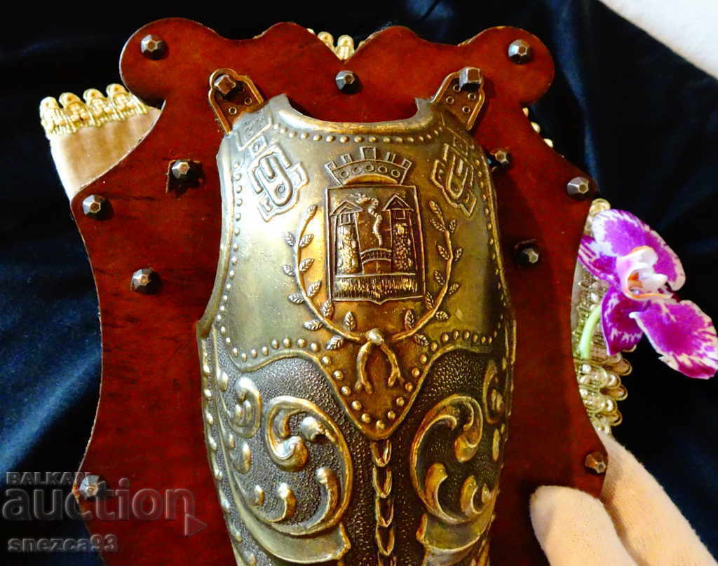 Auction Knight's Armor, Knight's Armor, Sword Stand Auction Knight's Armor, Knight's Armor, Sword Stand