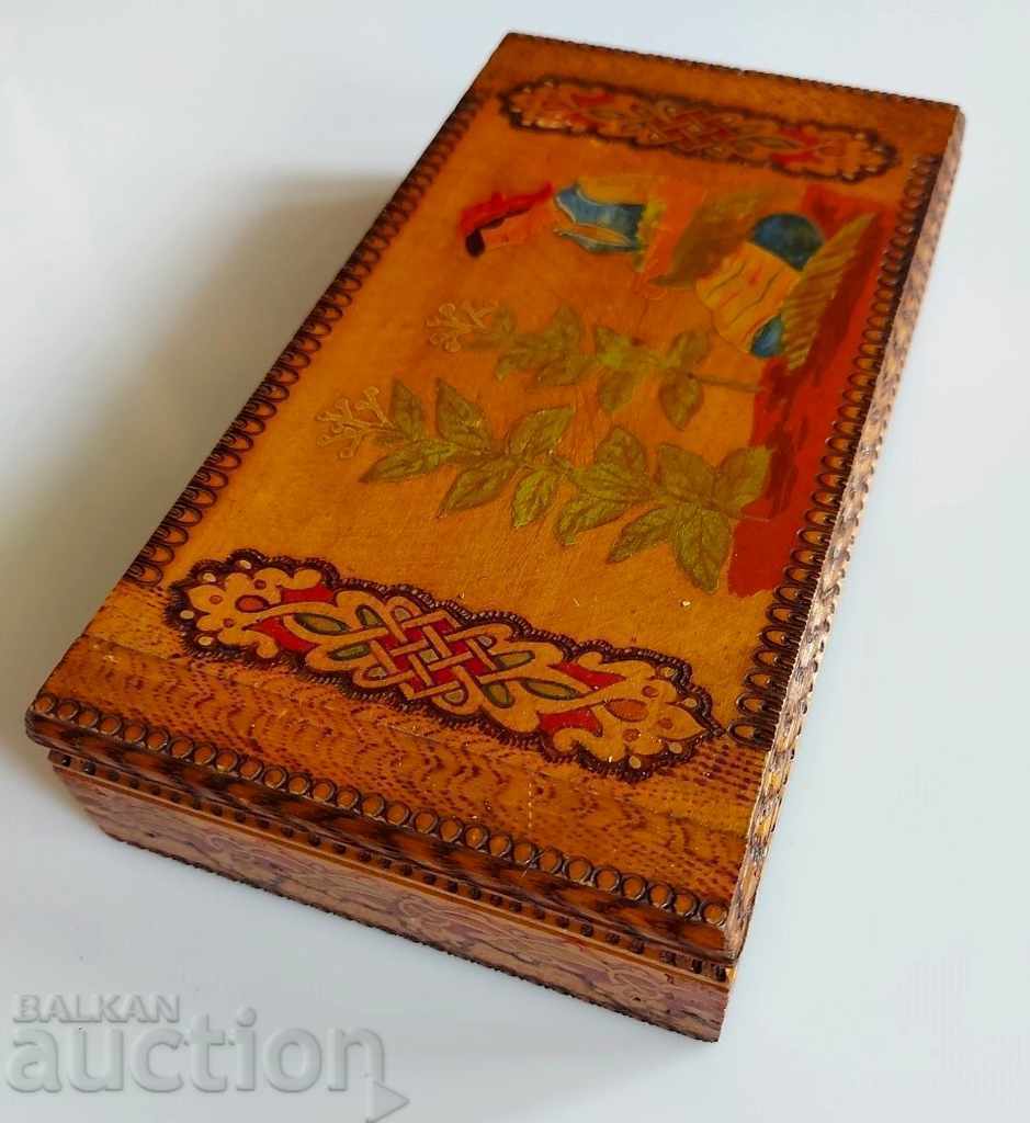 Auction OLD WOODEN PAINTED CIGARETTE BOX ETHNO BOOKLET Auction OLD WOODEN PAINTED CIGARETTE BOX ETHNO BOOKLET