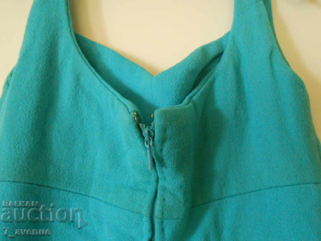 Livrarea ROCHIE cu PENA, veche, cabaret, cochetă VINTAGE 10.2020 Livrarea ROCHIE cu PENA, veche, cabaret, cochetă VINTAGE 10.2020