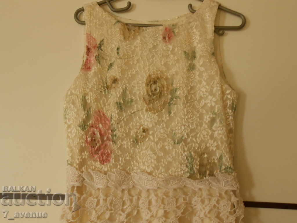 DRESS, long, solemn, original effect VINTAGE, 10.2020 with price 49.00 BGN | € 25.05 DRESS, long, solemn, original effect VINTAGE, 10.2020 with price 49.00 BGN | € 25.05