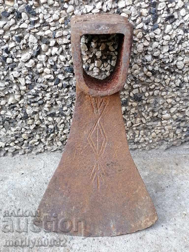 Forged chap, hoe, agricultural instrument, wrought iron with price 38.00 BGN | € 19.43