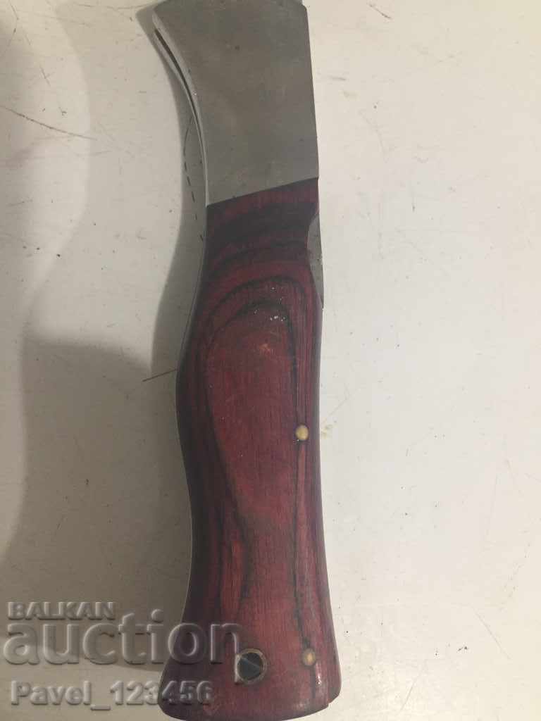 Auction knife Auction knife