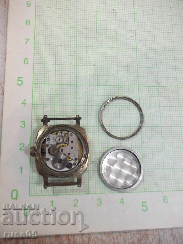 Доставка на Часовник "SLAVA" ръчен дамски съветски работещ Доставка на Часовник "SLAVA" ръчен дамски съветски работещ