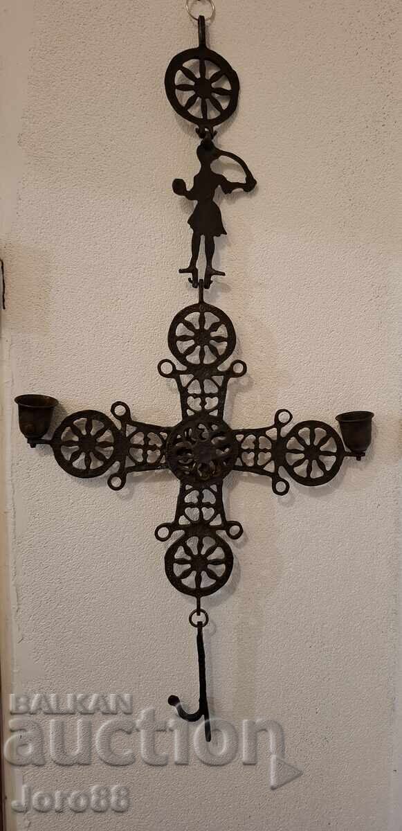 Cruce mare de bronz Austria din secolul XIX Cruce mare de bronz Austria din secolul XIX