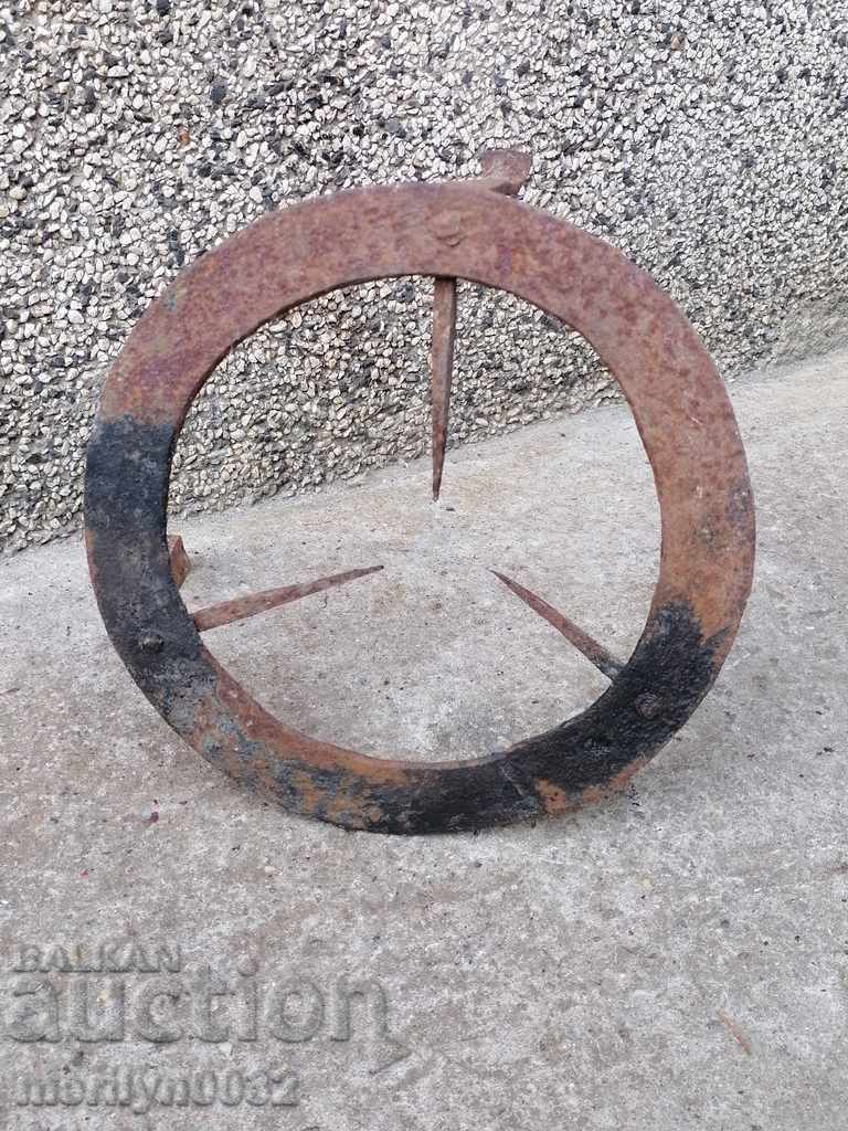 Delivery of An old hearth for grilling wrought iron pyrosty Delivery of An old hearth for grilling wrought iron pyrosty