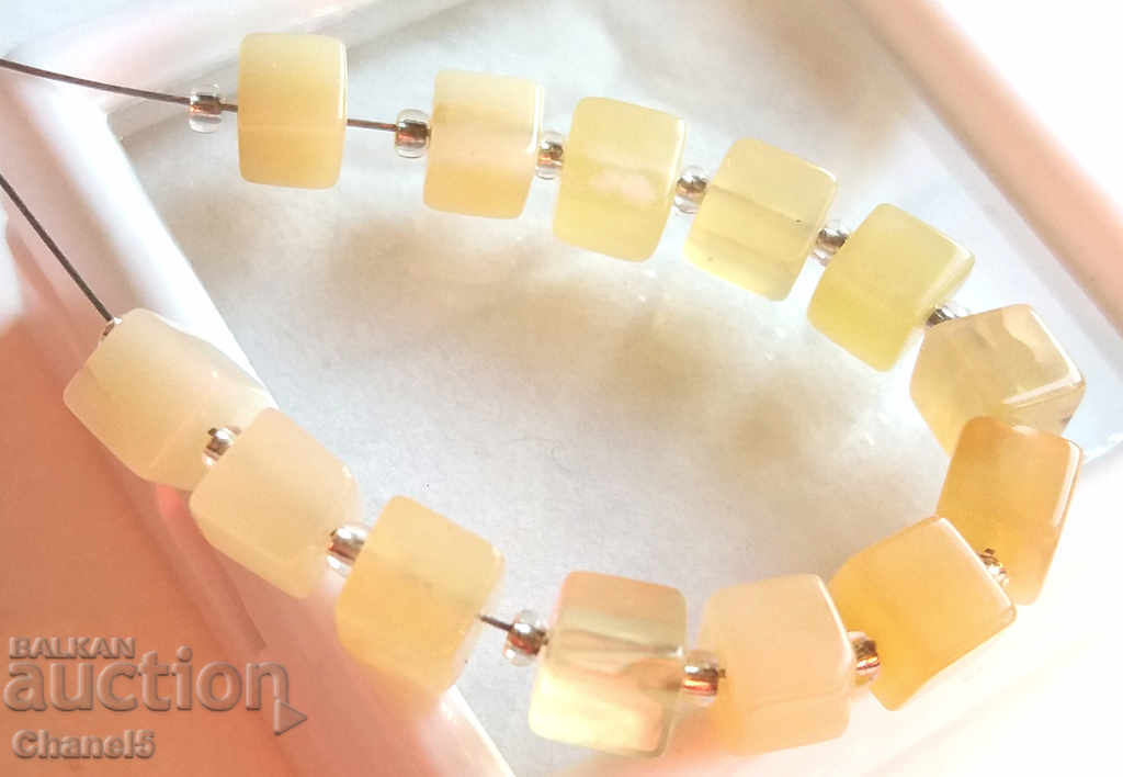 NATURAL OPAL - CUBE - 1.00 carats with price 4.00 BGN | € 2.05 NATURAL OPAL - CUBE - 1.00 carats with price 4.00 BGN | € 2.05