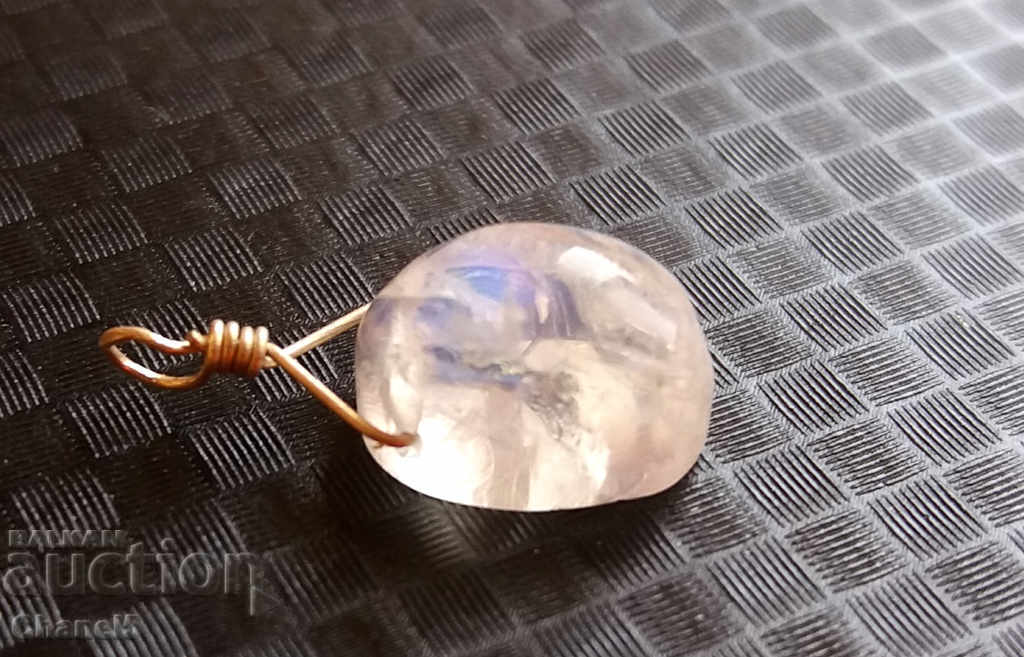 NATURAL MOON STONE MEDALLION - 2.85 carats (12) - 5 NATURAL MOON STONE MEDALLION - 2.85 carats (12) - 5