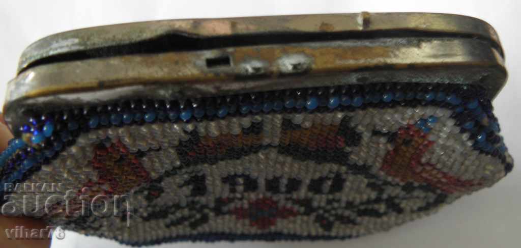 Auction  OLD PORTOMONE WITH BEADS 1900