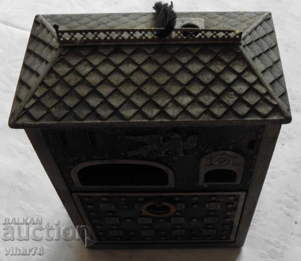 METAL HOUSE with price 44.99 BGN | € 23.00 METAL HOUSE with price 44.99 BGN | € 23.00