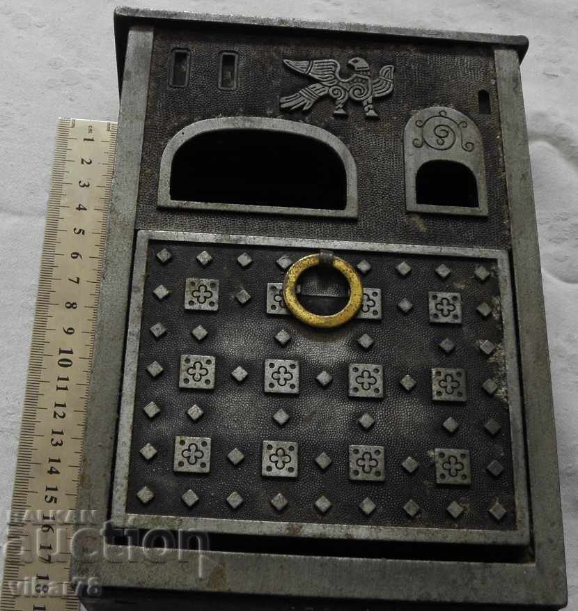 Delivery of METAL HOUSE Delivery of METAL HOUSE